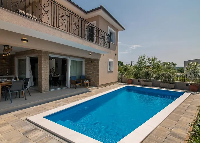 Lusarci With Pool * Zgaljic