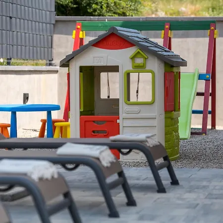 Lusarci With Pool Villa *